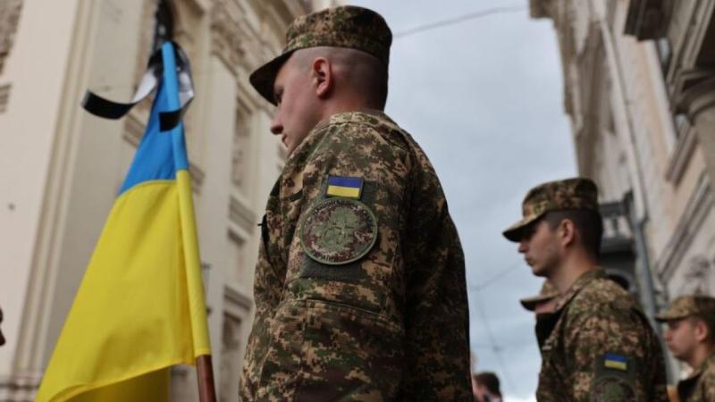 Володимир Пуголовко, Юрій Шумало, Юрій Челяпін та Віктор Грондашевський. Завтра у Львові оголошено день скорботи.