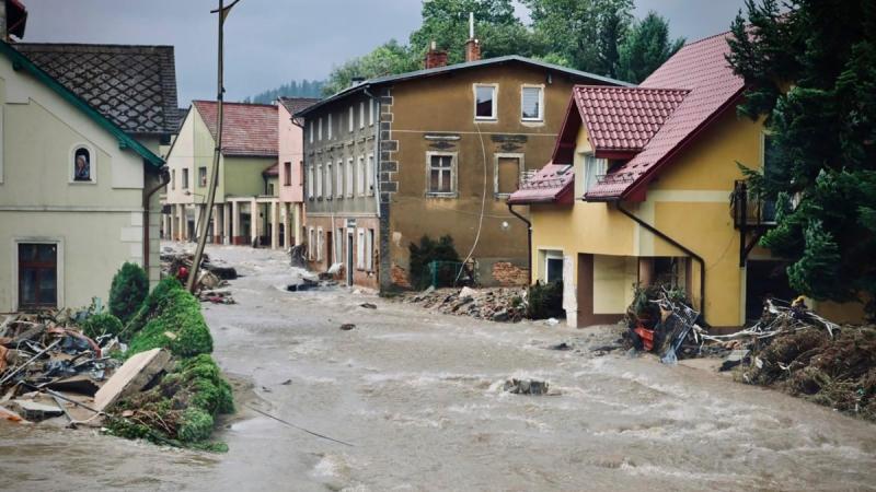 Повені в Непалі: число жертв зросло до 217 осіб.